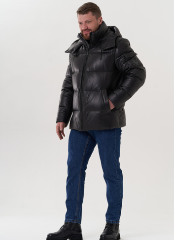 Пуховик из натуральной кожи с капюшоном