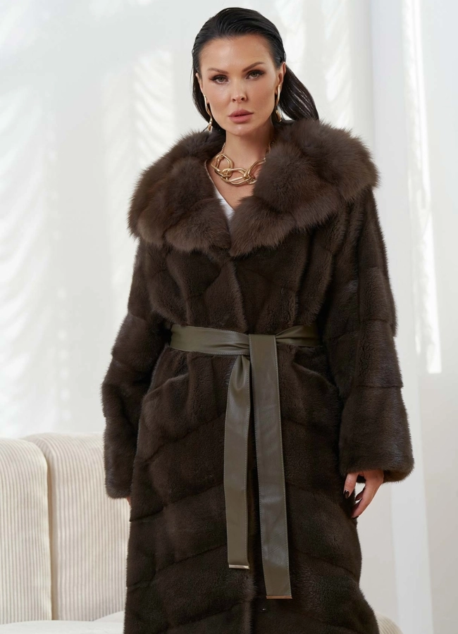 Норковая шуба с отделкой из меха куницы модель № 28667 в рассрочку