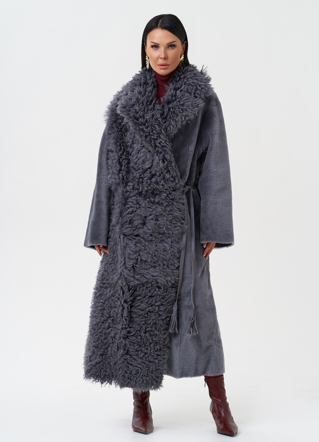 Длинная дубленка из натурального меха модель № 28424 универмаг малина