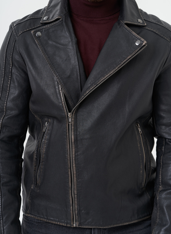 Кожаная куртка "косуха" 