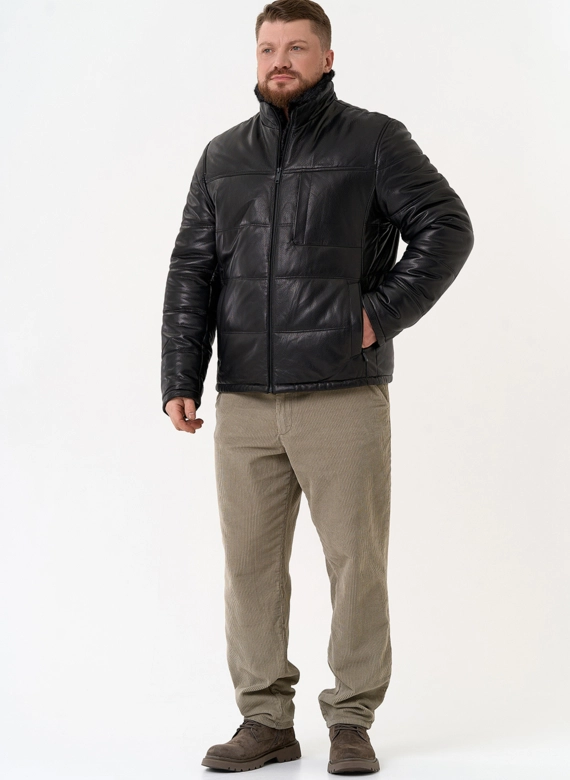 Куртка из натуральной кожи черного цвета