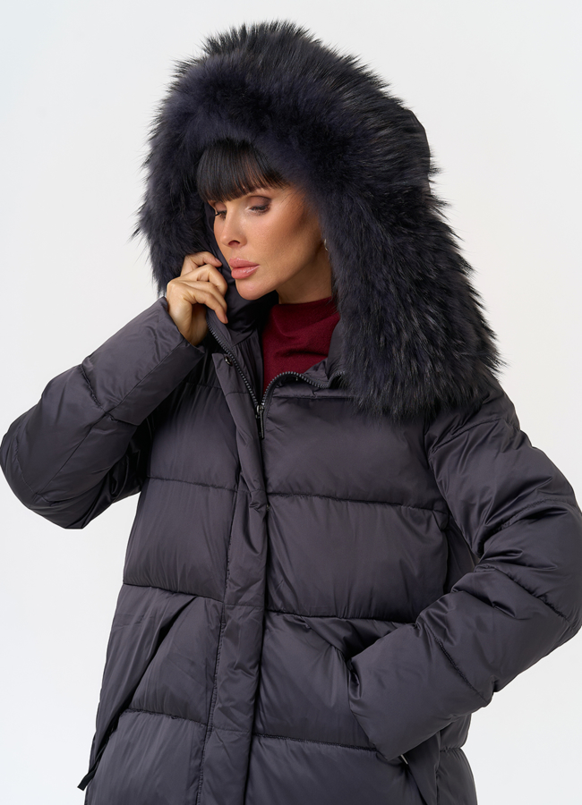 Женский пуховик с капюшоном из меха чернобурки модель № 31674 универмаг малина