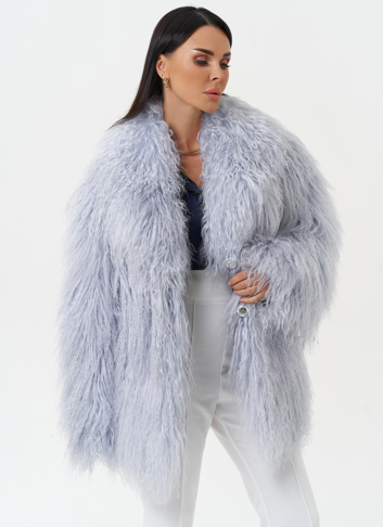 Женская шуба из меха ламы