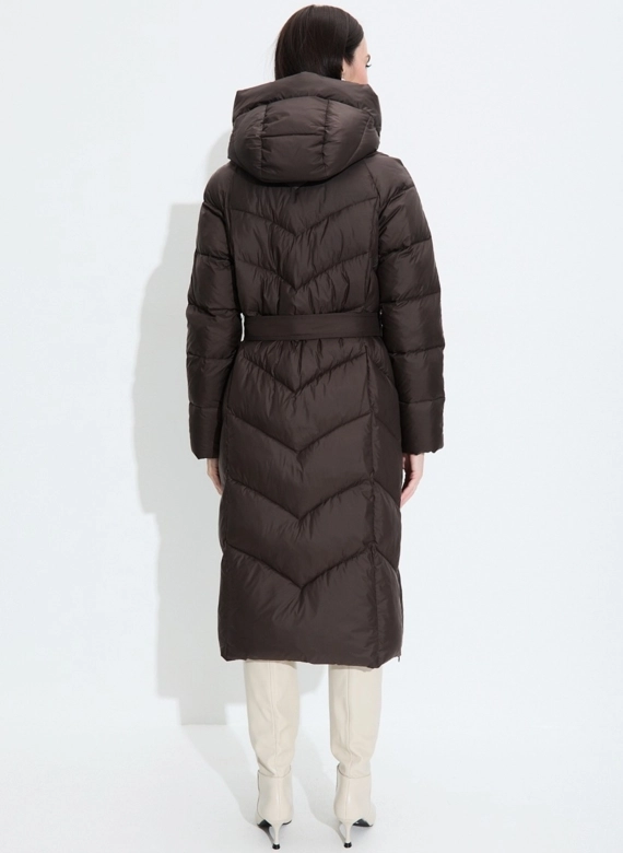 Женский пуховик с капюшоном фото