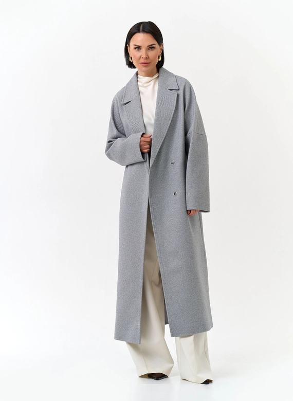 Женское пальто с английским воротником фото