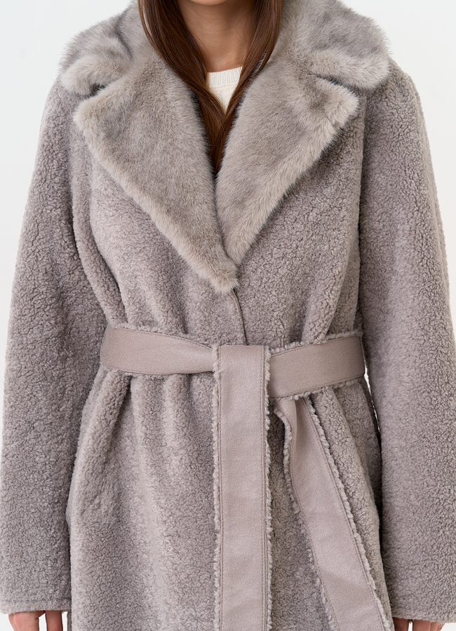 Женская двухсторонняя дубленка из эко замши модель № 31512 универмаг малина