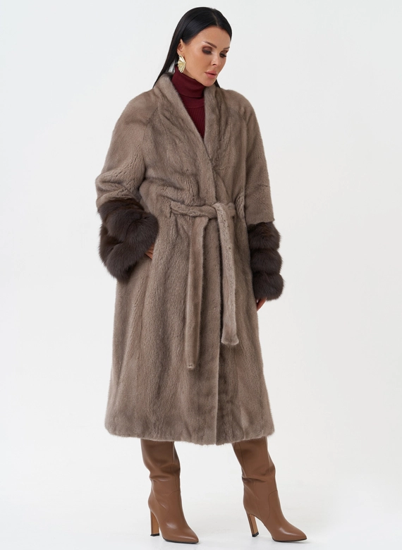 Шуба из меха скандинавской норки