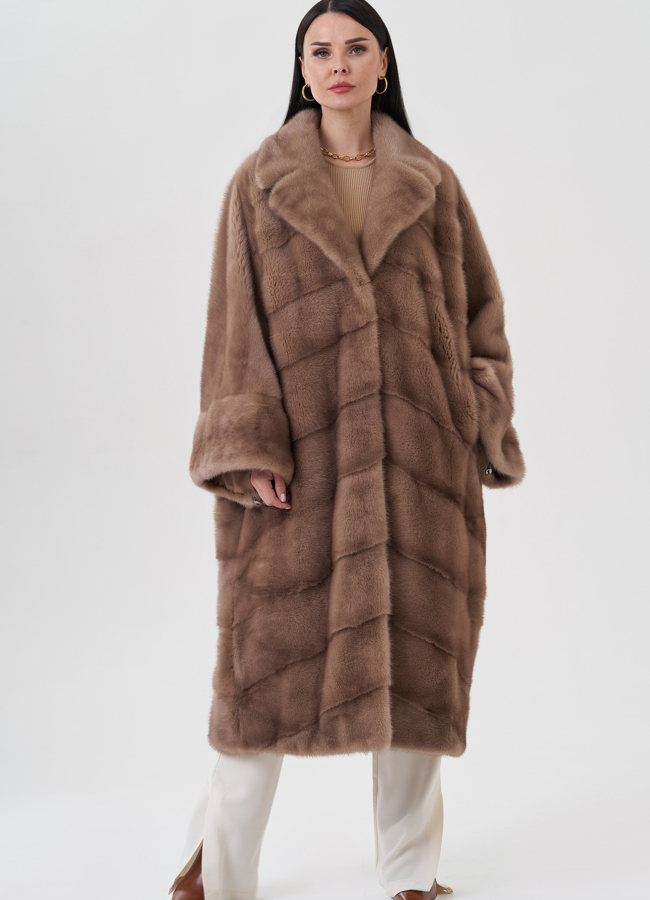 фото Шуба оверсайз с английским воротником  модель № 25423