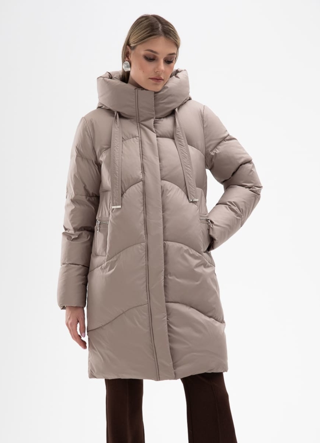 Женский пуховик  капюшоном модель № 31127 меха малина